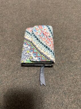 Vera Bradley Retired Citrus Paisley RFID Riley Compact Wallet